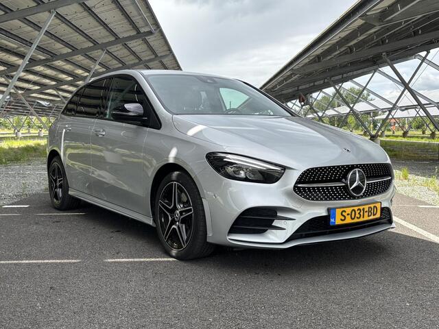 Mercedes-Benz B-KLASSE 250 e AMG Line | Night | Sfeerverlichting | Stoelverwarming | Trekhaak | Parkeercamera |