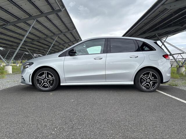 Mercedes-Benz B-KLASSE 250 e AMG Line | Night | Sfeerverlichting | Stoelverwarming | Trekhaak | Parkeercamera |