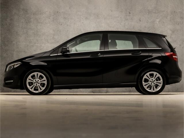 Mercedes-Benz B-KLASSE 180 Ambition Sport Automaat (GROOT NAVI, LEDER, CRUISE, PARKEERSENSOREN, SPORTSTOELEN, CRUISE, LED KOPLAMPEN, BLUETOOTH, NIEUWE APK, NIEUWSTAAT)