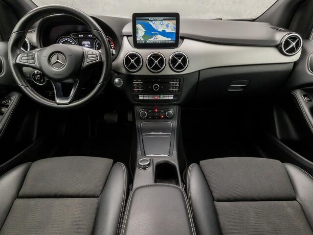Mercedes-Benz B-KLASSE 180 Ambition Sport Automaat (GROOT NAVI, LEDER, CRUISE, PARKEERSENSOREN, SPORTSTOELEN, CRUISE, LED KOPLAMPEN, BLUETOOTH, NIEUWE APK, NIEUWSTAAT)