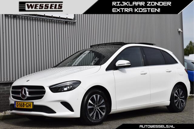 Mercedes-Benz B-KLASSE 180 Business Solution Plus N.A.P, Panorama, Elek. trekhaak, Camera, Stoelverwarming