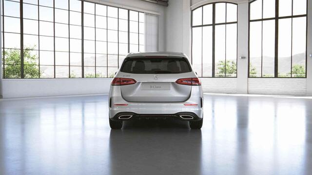 Mercedes-Benz B-KLASSE 180 Business Solution AMG | Night | Achteruitrijcamera | Stoelverwarming |