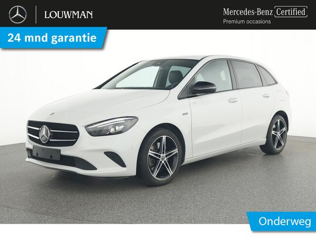 Mercedes-Benz B-KLASSE 250 e Night Plug-In Hybride Night Pakket | Sfeerverlichting | Ledkoplampen | Keyless-Go | Easy-Pack Achterklep. Inclusief 24 maanden MB Certified garantie voor Europa.