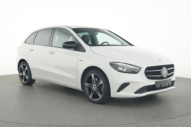 Mercedes-Benz B-KLASSE 250 e Night Plug-In Hybride Night Pakket | Sfeerverlichting | Ledkoplampen | Keyless-Go | Easy-Pack Achterklep. Inclusief 24 maanden MB Certified garantie voor Europa.