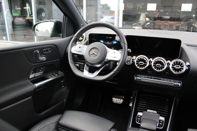 Mercedes-Benz B-KLASSE 220 4MATIC Premium Plus | Pano | Burmester | Trekhaak |