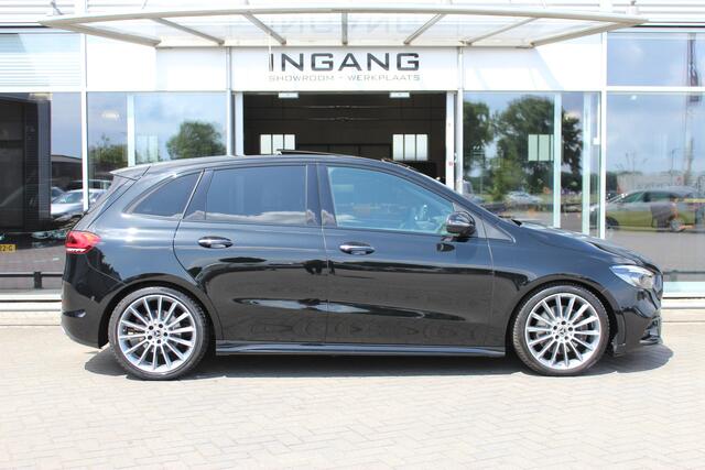 Mercedes-Benz B-KLASSE 220 4MATIC Premium Plus | Pano | Burmester | Trekhaak |