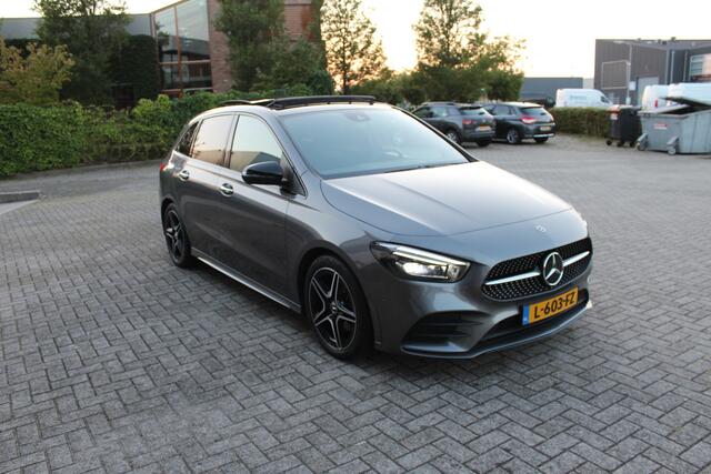 Mercedes-Benz B-KLASSE 200 Business Solution AMG Schuifdak-Navi-Matrix Led-Camera- Nieuwstaat !!!
