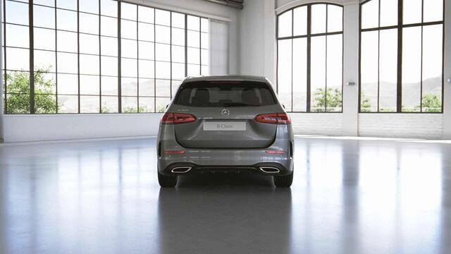 Mercedes-Benz B-KLASSE 180 Business Solution AMG | Night | Achteruitrijcamera | Stoelverwarming | Widescreen |