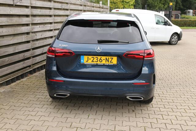 Mercedes-Benz B-KLASSE 180 Business Solution AMG / Climate / Trekhaak / Navi