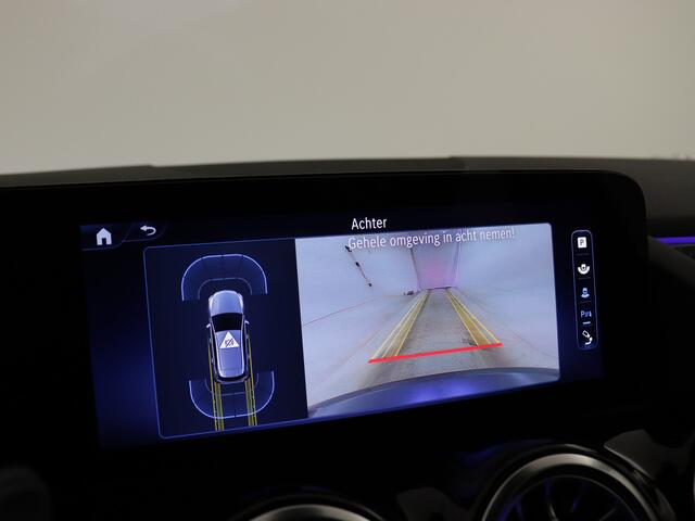 Mercedes-Benz B-KLASSE 180 Star Edition | Trekhaak | Dodehoekassistent | USB-pakket plus | Parkeerpakket met achteruitrijcamera | Sfeerverlichting | Keyless-Go comfortpakket | Verwarmde stoelen vooraan |