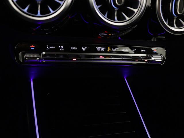 Mercedes-Benz B-KLASSE 180 Star Edition | Trekhaak | Dodehoekassistent | USB-pakket plus | Parkeerpakket met achteruitrijcamera | Sfeerverlichting | Keyless-Go comfortpakket | Verwarmde stoelen vooraan |