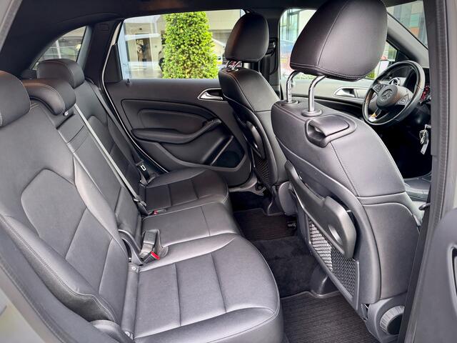 Mercedes-Benz B-KLASSE 180 Activity Edition NAVI ECC CRUISE