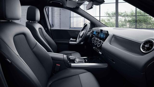 Mercedes-Benz B-KLASSE 250 e AMG Line | Trekhaak | Achteruitrijcamera | Stoelverwarming | Widescreen |