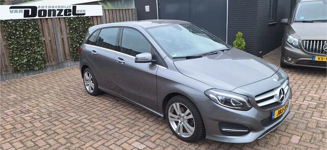 Mercedes-Benz B-KLASSE 180 Prestige AUTOMAAT + 101460 km