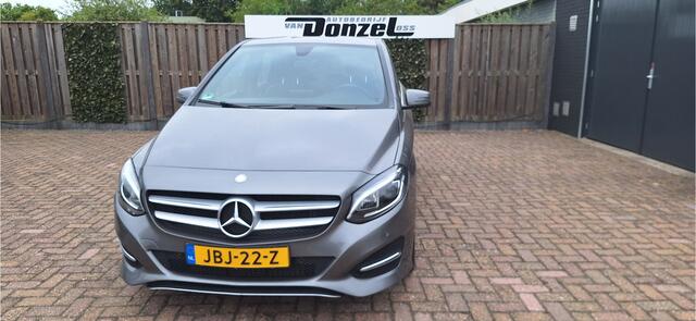 Mercedes-Benz B-KLASSE 180 Prestige AUTOMAAT + 101460 km