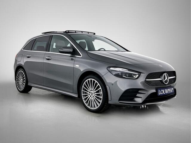 Mercedes-Benz B-KLASSE 250 e Business Solution AMG | Premium Plus pakket | Trekhaak | Warmtewerend, donkergetint glas | Winter pakket | Head-up display | Sierelementen in openporig lindehout zwart | 19 inch multispaaks velgen |
