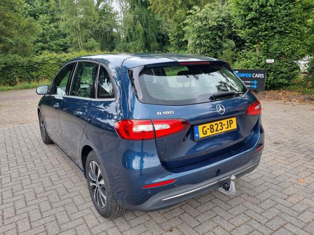 Mercedes-Benz B-KLASSE 180 Aut. Bus. Solution Navi