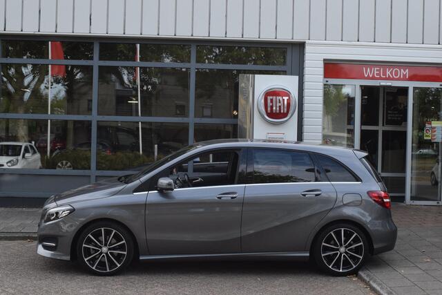 Mercedes-Benz B-KLASSE 180 Ambition|18"|Trekhaak|Winterset|Lage km!