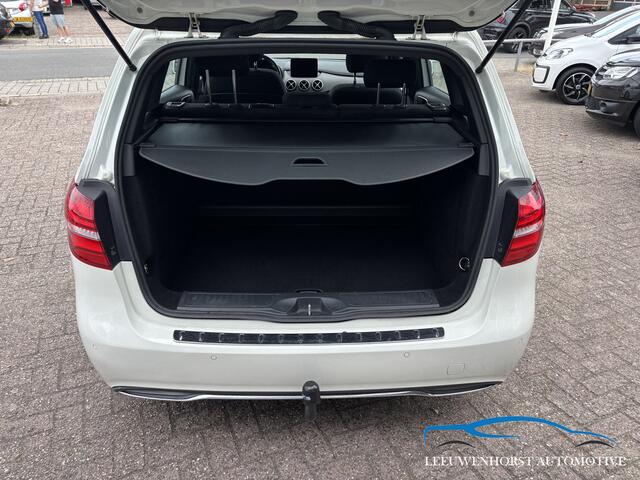 Mercedes-Benz B-KLASSE 180 Business Solution Plus Upgrade Edition
