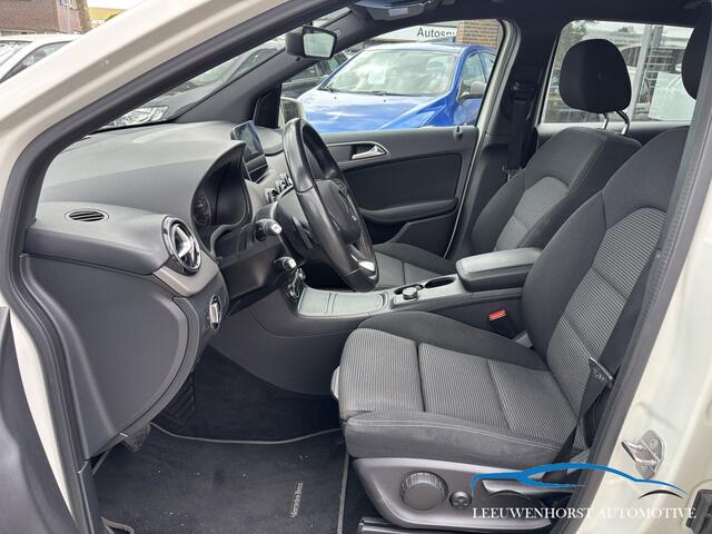 Mercedes-Benz B-KLASSE 180 Business Solution Plus Upgrade Edition