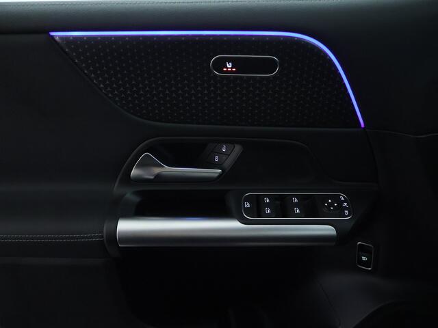 Mercedes-Benz B-KLASSE 180 Star Edition Luxury Line Trekhaak | Dodehoek assistent | Keylessgo Inclusief 24 maanden MB Certified garantie voor Europa.