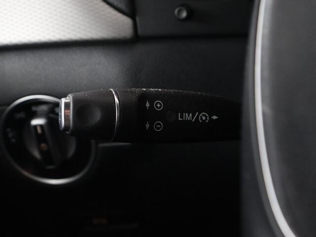 Mercedes-Benz B-KLASSE 180 Ambition | Trekhaak | Half leder | Navigatie | Park Assist | Full LED | Bluetooth | Cruise control | Airco | 17'' lichtmetalen velgen