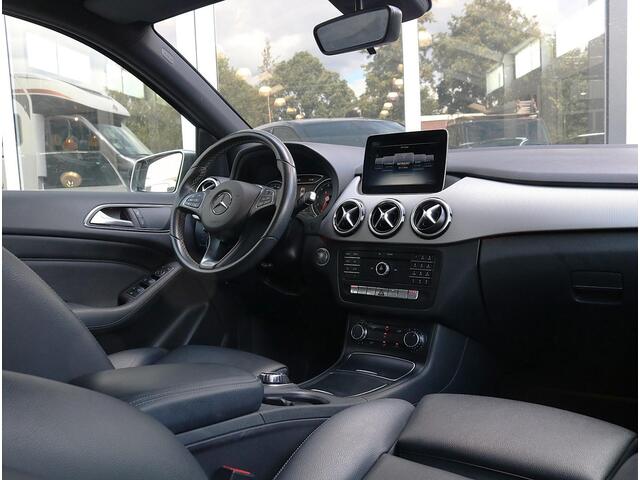 Mercedes-Benz B-KLASSE 180 Business Solution | Camera | Trekhaak