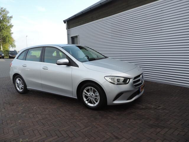 Mercedes-Benz B-KLASSE 180 Premium Plus lage km