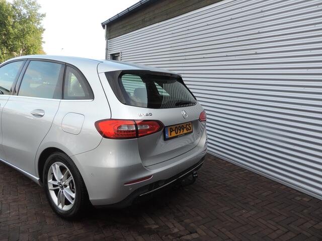 Mercedes-Benz B-KLASSE 180 Premium Plus lage km