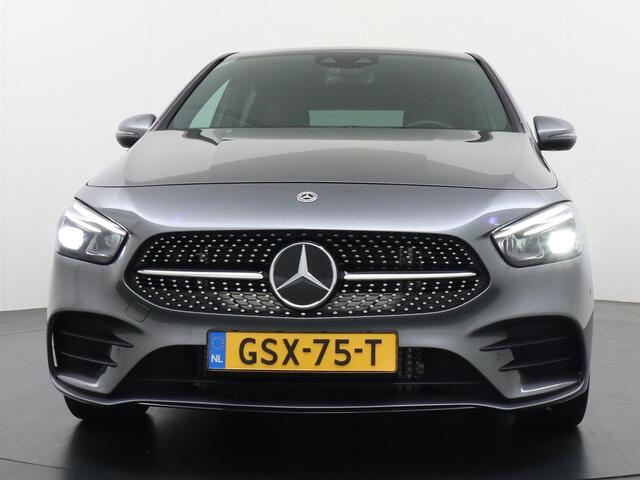 Mercedes-Benz B-KLASSE 200 Business Solution AMG Leder | Elektrische Kofferbak | Ambilight Sfeerverlichting | Rijklaar geleverd met 12 maanden BOVAG-garantie