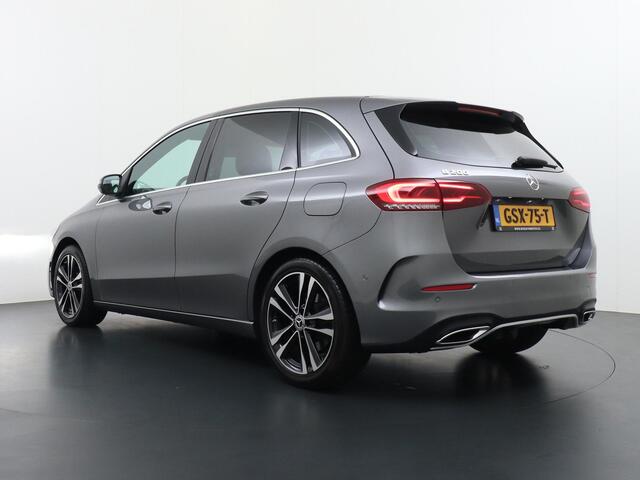 Mercedes-Benz B-KLASSE 200 Business Solution AMG Leder | Elektrische Kofferbak | Ambilight Sfeerverlichting | Rijklaar geleverd met 12 maanden BOVAG-garantie