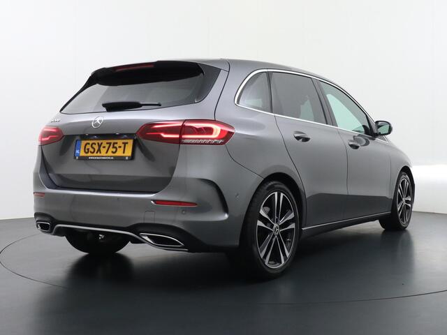Mercedes-Benz B-KLASSE 200 Business Solution AMG Leder | Elektrische Kofferbak | Ambilight Sfeerverlichting | Rijklaar geleverd met 12 maanden BOVAG-garantie