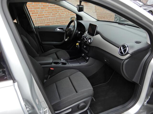 Mercedes-Benz B-KLASSE 180 PRESTIGE automaat
