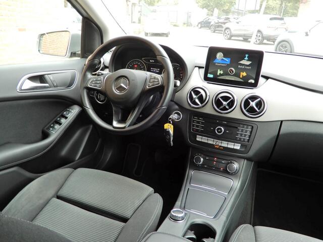 Mercedes-Benz B-KLASSE 180 PRESTIGE automaat