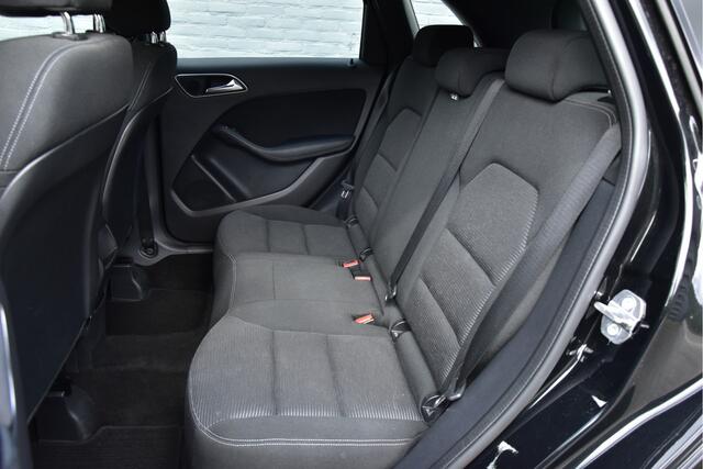 Mercedes-Benz B-KLASSE 180 Business Automaat