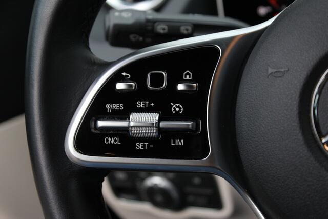 Mercedes-Benz B-KLASSE 180 | Camera | Carplay |