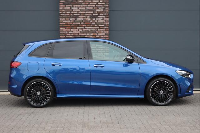 Mercedes-Benz B-KLASSE 250 e Star Edition AMG Line | Distronic Pro | Panoramadak | Memory | Burmester | Verwarmd Stuurwiel | Surround Camera | Keyless Go | Night Pakket | Augmented Reality |