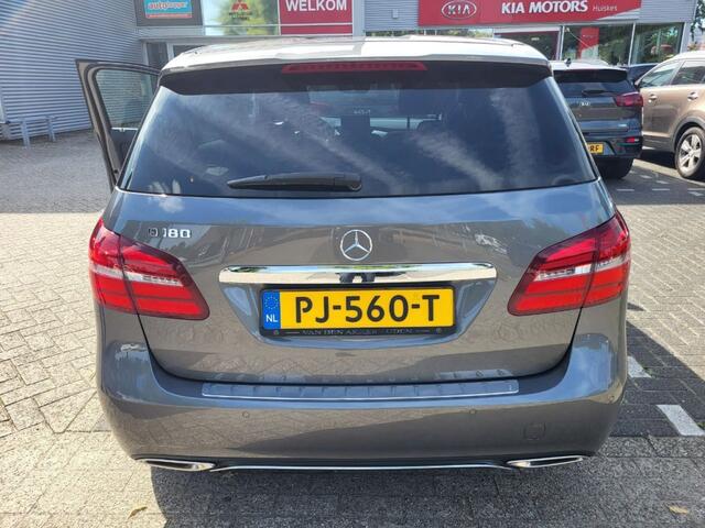 Mercedes-Benz B-KLASSE 180 Activity Edition