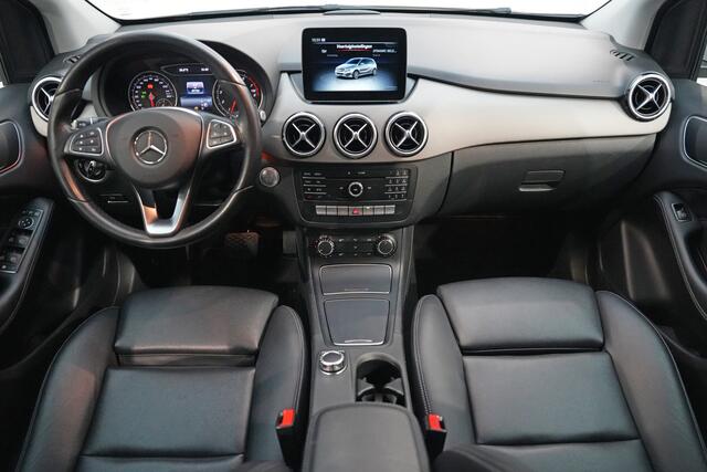 Mercedes-Benz B-KLASSE 180 Automaat ? AFN. TREKHAAK ? LEDER ? CRUISE ? NAVI ? ALL-SEASON