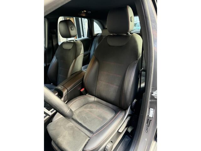 Mercedes-Benz B-KLASSE 250 e Business Solution AMG Limited sfeerverlichti