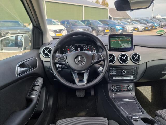 Mercedes-Benz B-KLASSE 180 Ambition Style | Automaat | Navigatie | Cruise control | Led |