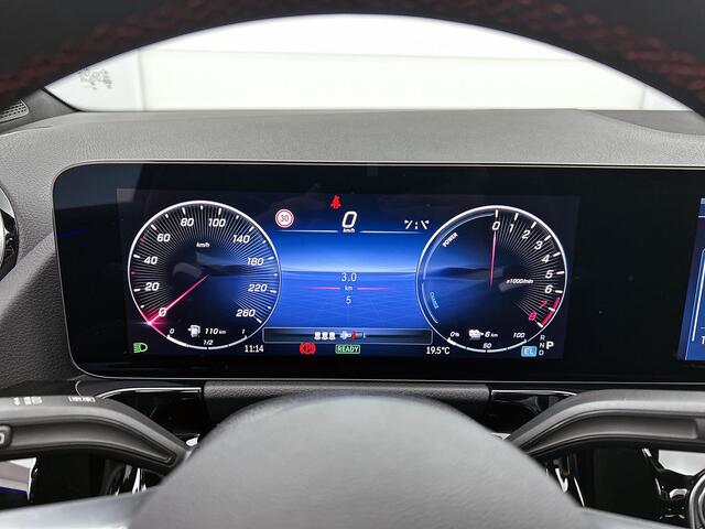 Mercedes-Benz B-KLASSE 250 e Business Solution AMG | Nightpakket | Trekhaak | GUARD 360 ° Vehicle protection Plus | Panoramaschuifdak | Smartphone Integratie | MULTIBEAM LED | Stoelverwarming voor |