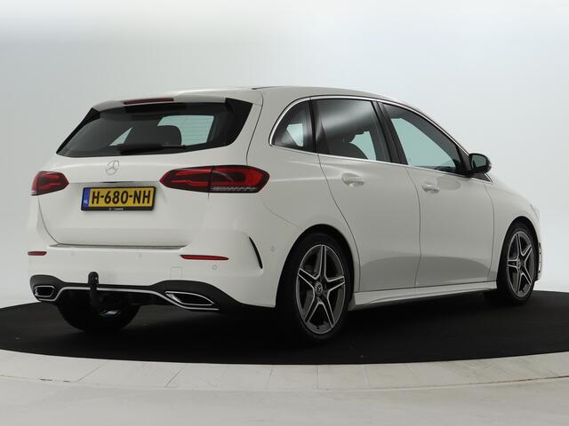 Mercedes-Benz B-KLASSE 180 Advantage AMG Line | Trekhaak | Electrische stoelen met geheugen | Rijassistentiepakket | Inclusief 24 maanden MB Certified garantie voor Europa.