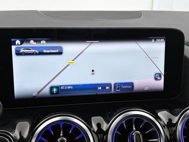 Mercedes-Benz B-KLASSE 250 e Business Solution Luxury Line | Panoramaschuifdak | Trekhaak | Donkergetint glas achter | GUARD 360 ° Vehicle protection Plus | Sierelementen lindehout zwart | EASY PACK achterklep | Keyless-Go comfortpakket |