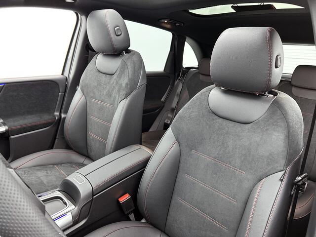 Mercedes-Benz B-KLASSE 250 e Business Solution AMG | Nightpakket | Trekhaak | GUARD 360 ° Vehicle protection Plus | Panoramaschuifdak | Smartphone integratie | MULTIBEAM LED | Keyless-Go comfortpakket |