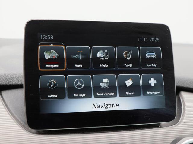 Mercedes-Benz B-KLASSE 250 Ambition Automaat 211 Pk | Camera | Keyless | LED | Navigatiesysteem | Parkeersensoren | 18 Inch | 81.928 Km