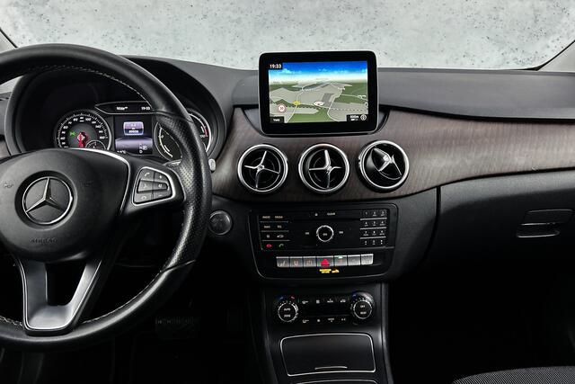 Mercedes-Benz B-KLASSE 250 e Prestige 28 kWh | Camera | Stoelverwarming | Half lederen bekleding