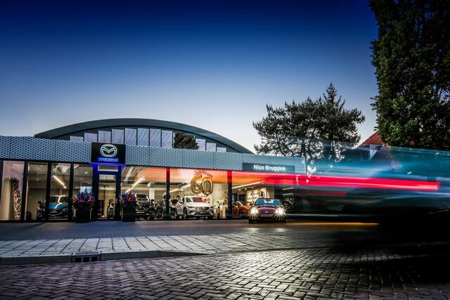 Mercedes-Benz B-KLASSE 200 Business Solution AMG