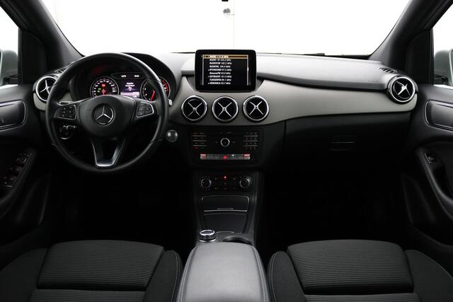 Mercedes-Benz B-KLASSE 180 Business Solution | Parkeercamera | Navigatie | Cruise Control | Stoelverwarming