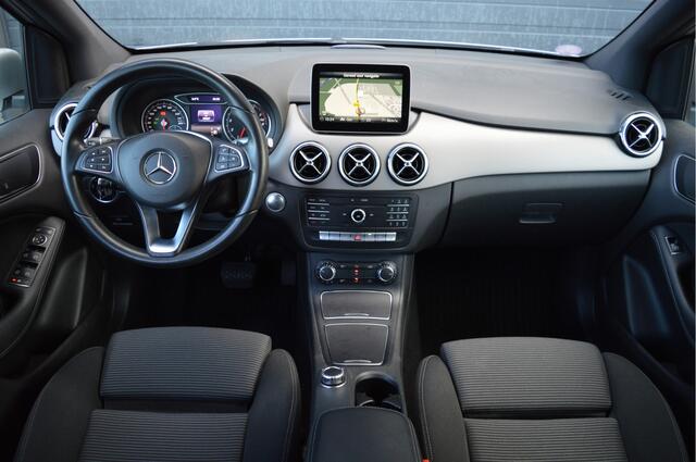 Mercedes-Benz B-KLASSE 180 Business | ORG. NL | CAMERA | TREKHAAK | LED |